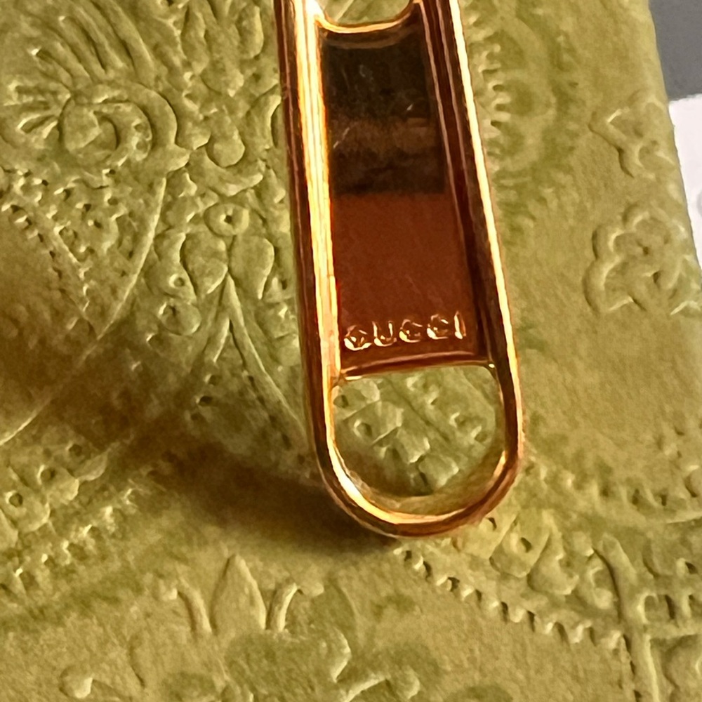 Gucci Bananya Heart Shape Leather Coin Case Pink - Picture 10 of 13